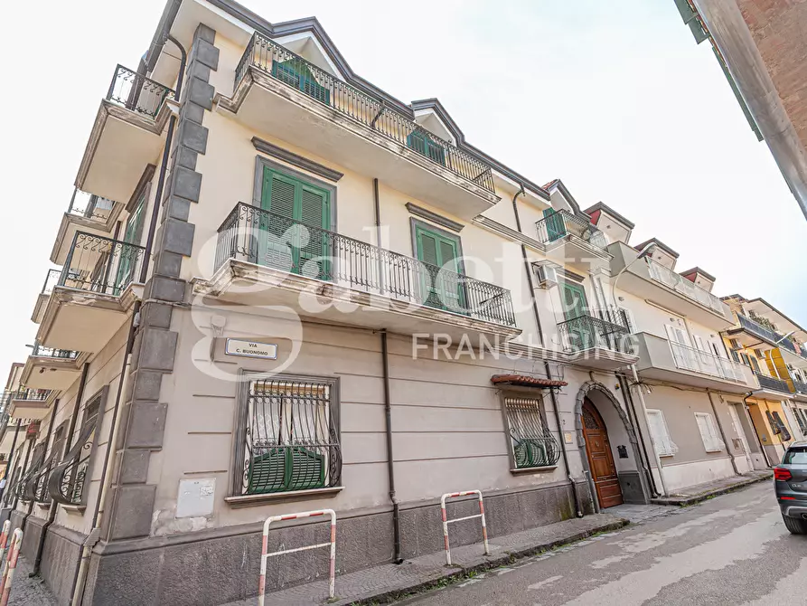 Immagine 31 di Palazzo in vendita  in Via Carmine Buonomo a Frattamaggiore