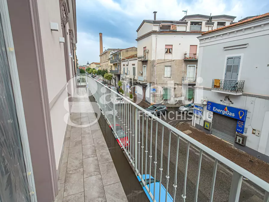Immagine 8 di Palazzo in affitto  in Via Vittorio Emanuele III a Frattamaggiore