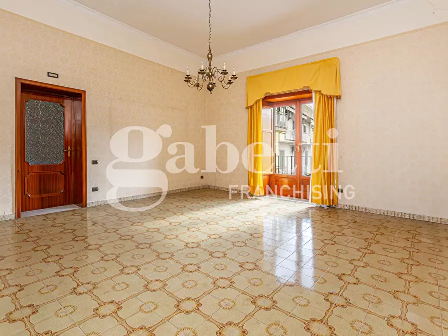 Immagine 6 di Palazzo in vendita  in Via Cumana a Frattamaggiore