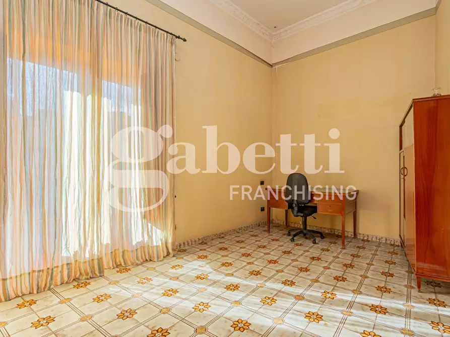 Immagine 7 di Palazzo in vendita  in Via Cumana a Frattamaggiore