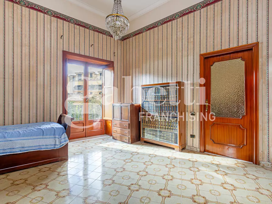 Immagine 5 di Palazzo in vendita  in Via Cumana a Frattamaggiore
