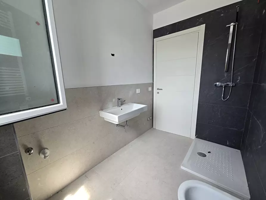 Immagine 8 di Appartamento in vendita  in Via Lungomare Sirena, 618 a Tortoreto