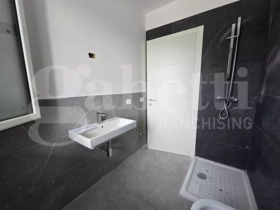 Immagine 5 di Appartamento in vendita  in Via Lungomare Sirena, 618 a Tortoreto