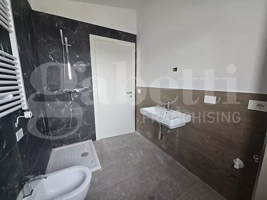 Immagine 8 di Appartamento in vendita  in Via Lungomare Sirena, 618 a Tortoreto