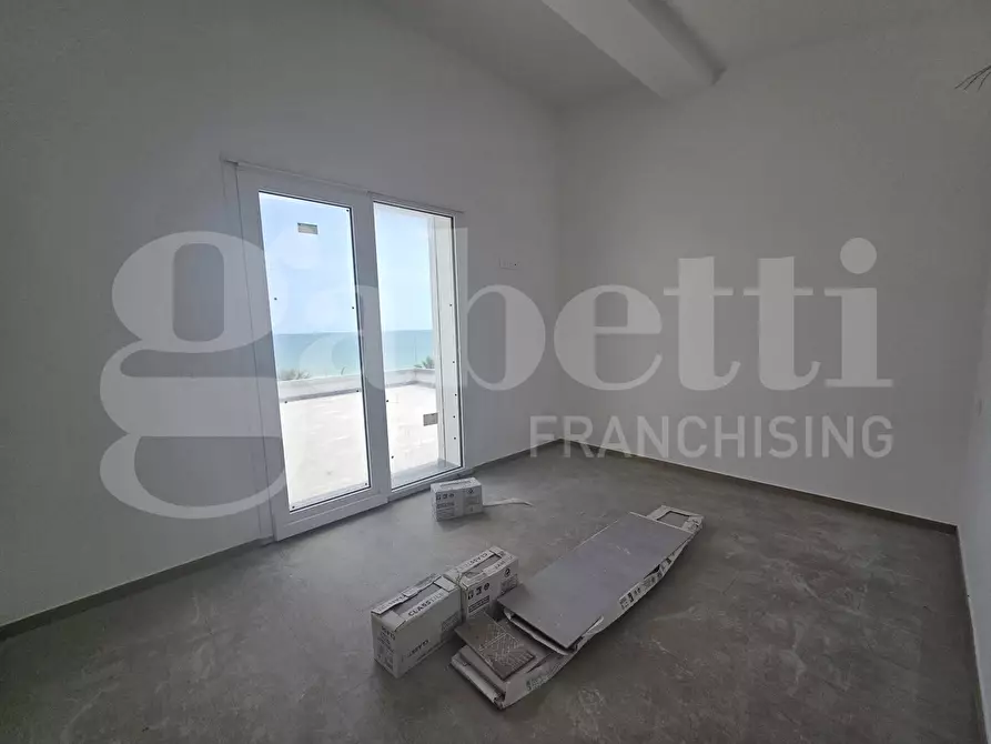Immagine 6 di Appartamento in vendita  in Via Lungomare Sirena, 618 a Tortoreto