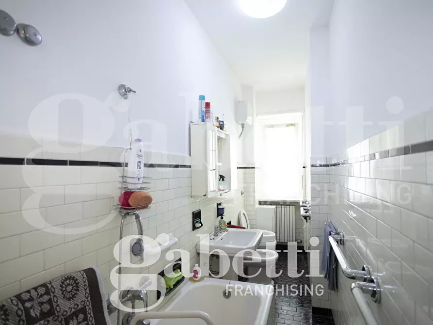 Immagine 11 di Appartamento in vendita  in Via TrinitÃ , 5 a Torino