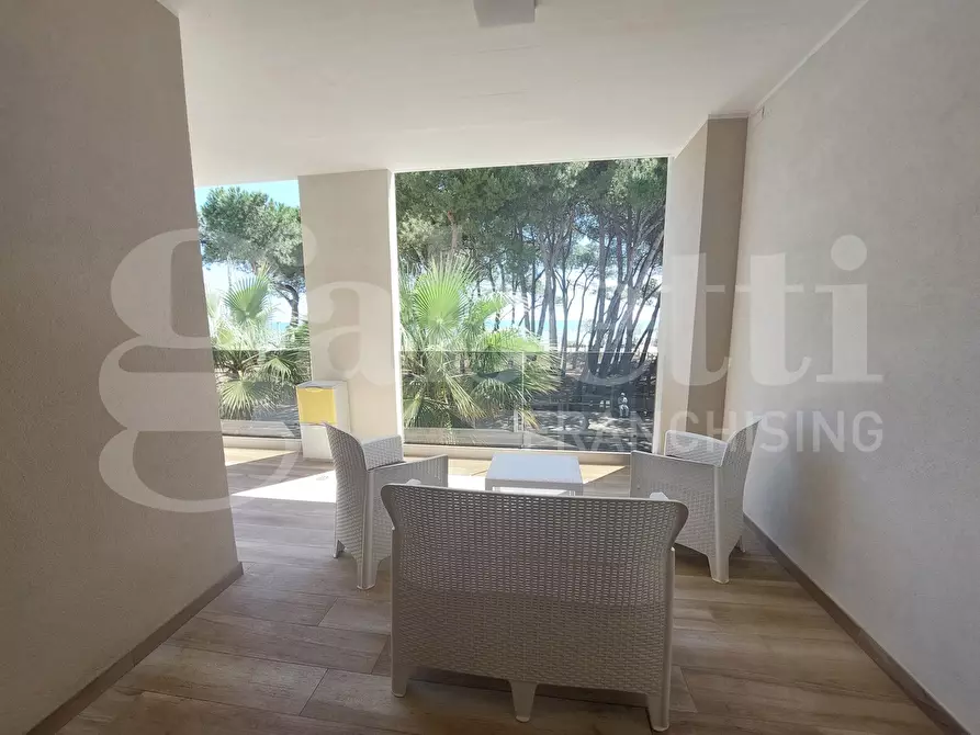 Immagine 9 di Appartamento in vendita  in Via Emilia, 2 a Alba Adriatica