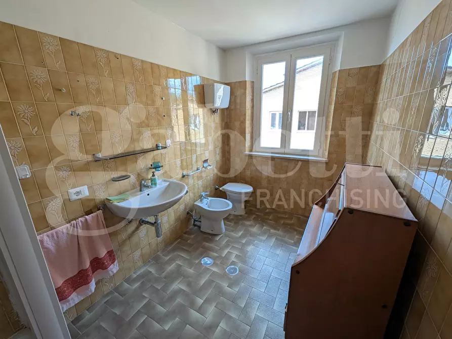 Immagine 31 di Casa indipendente in vendita  in Via G.MATTEOTTI, 32 a Deruta