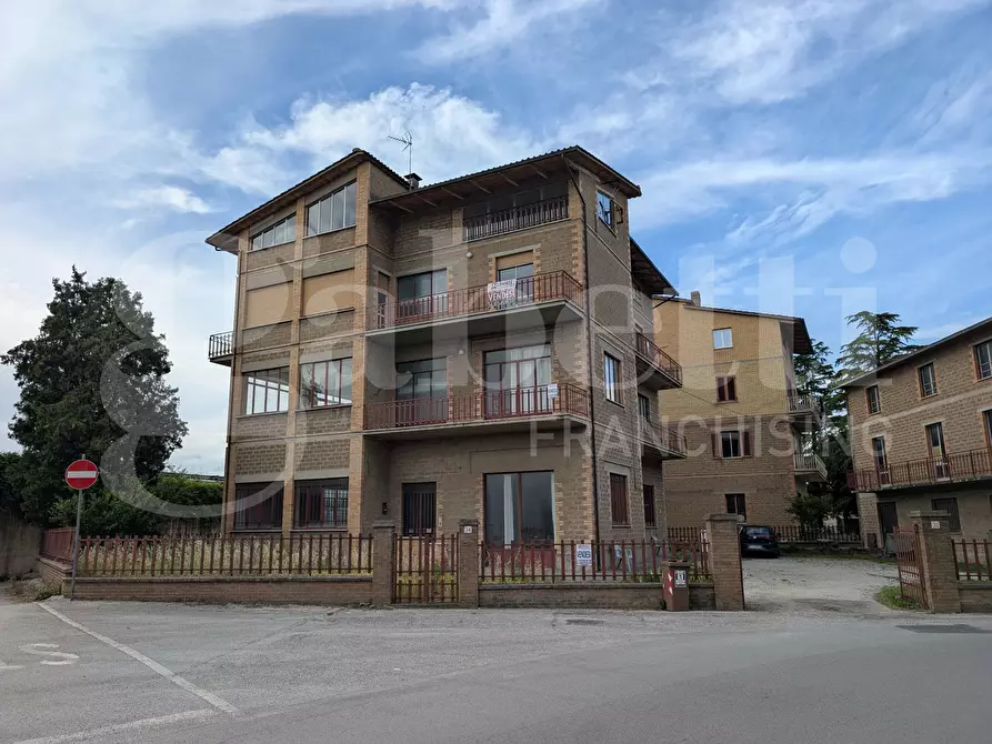 Immagine 2 di Casa indipendente in vendita  in Via G.MATTEOTTI, 32 a Deruta