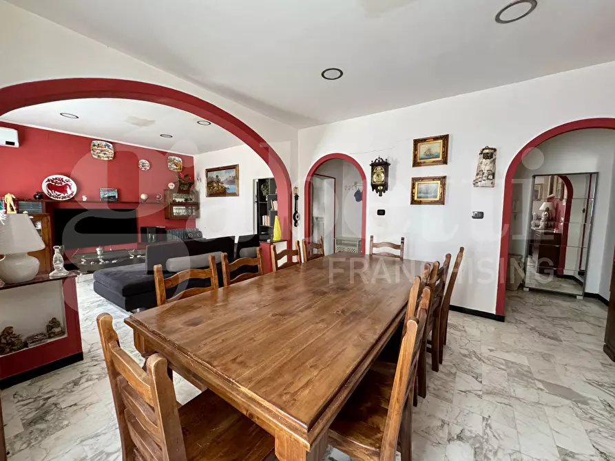 Immagine 1 di Appartamento in vendita  in Corso Sardegna, 66 a Genova