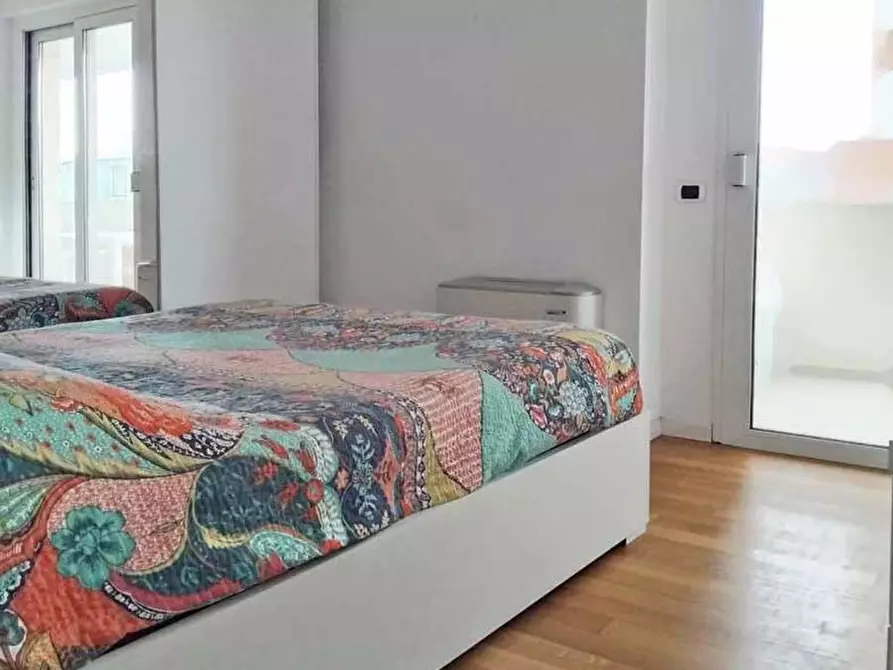 Immagine 7 di Appartamento in vendita  in Via LUNGOMARE ALIGHIERI, 21 a Senigallia