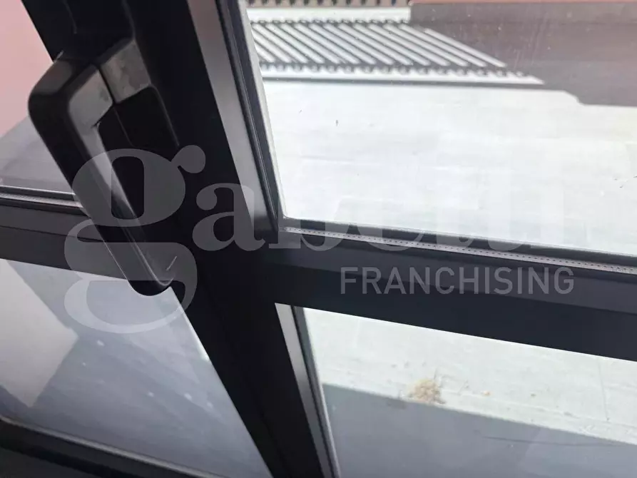 Immagine 11 di Ufficio in affitto  in Corso Padre Lorenzo, 29 a Aosta