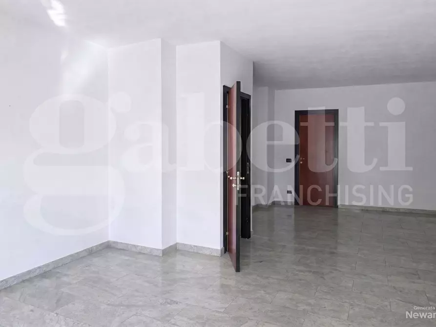 Immagine 7 di Ufficio in affitto  in Corso Padre Lorenzo, 29 a Aosta