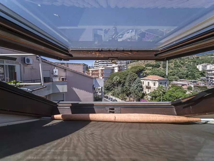 Immagine 25 di Attico in vendita  in Via adolfo celi, 43 a Messina