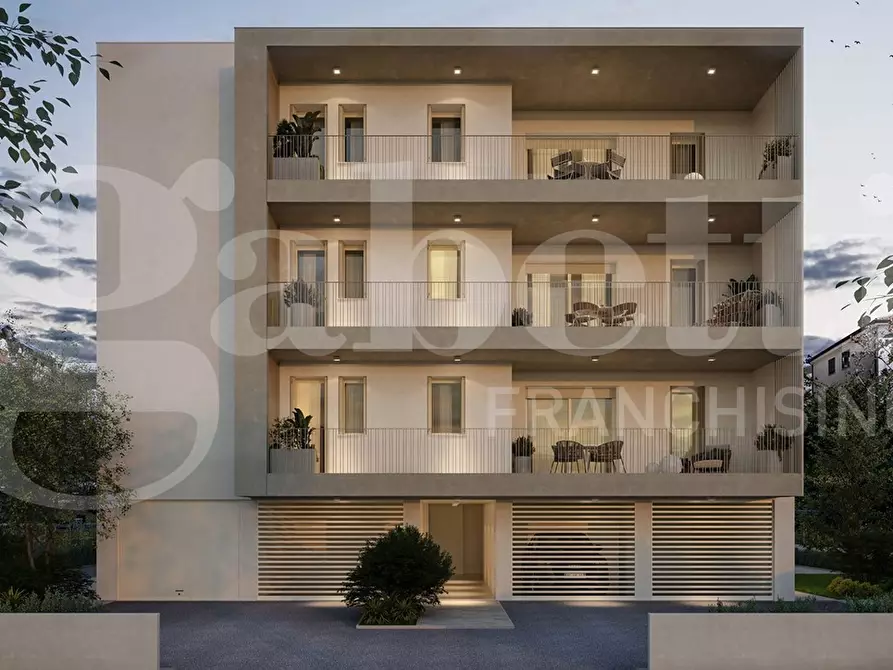 Immagine 5 di Appartamento in vendita  in Via Terraglio, . a Venezia