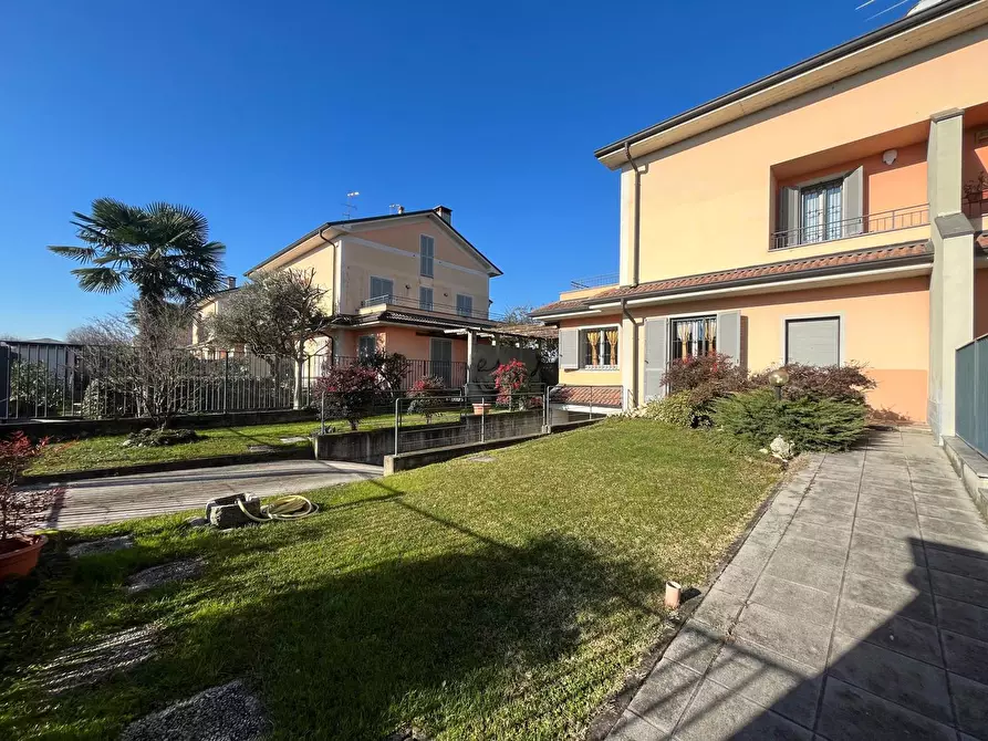 Immagine 39 di Casa bifamiliare in vendita  in Via berlinguer, 25 a Ozzero