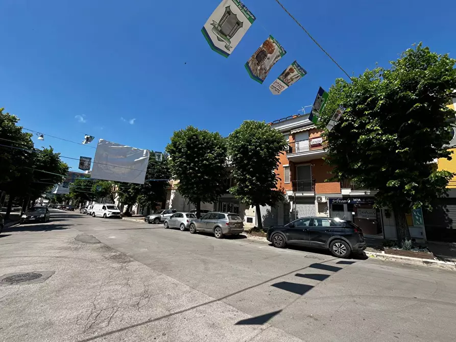 Immagine 15 di Appartamento in vendita  in Via BARACCA a San Severo