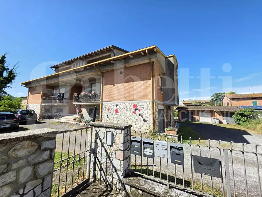 Immagine 2 di Appartamento in vendita  in Via Francesco Petrarca, 5 a Torgiano