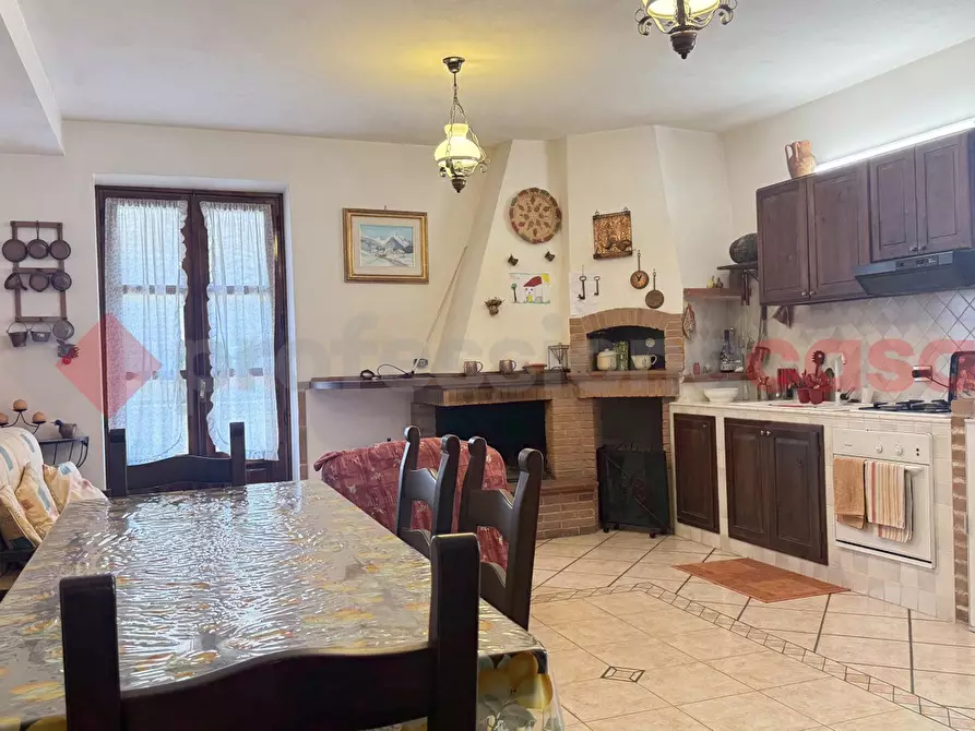 Immagine 6 di Appartamento in vendita  in Strada vicinale casette, 10 a Fumone