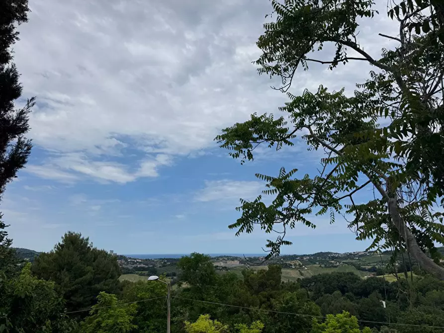 Immagine 18 di Appartamento in vendita  in Via Frazione Varano, 2 a Ancona