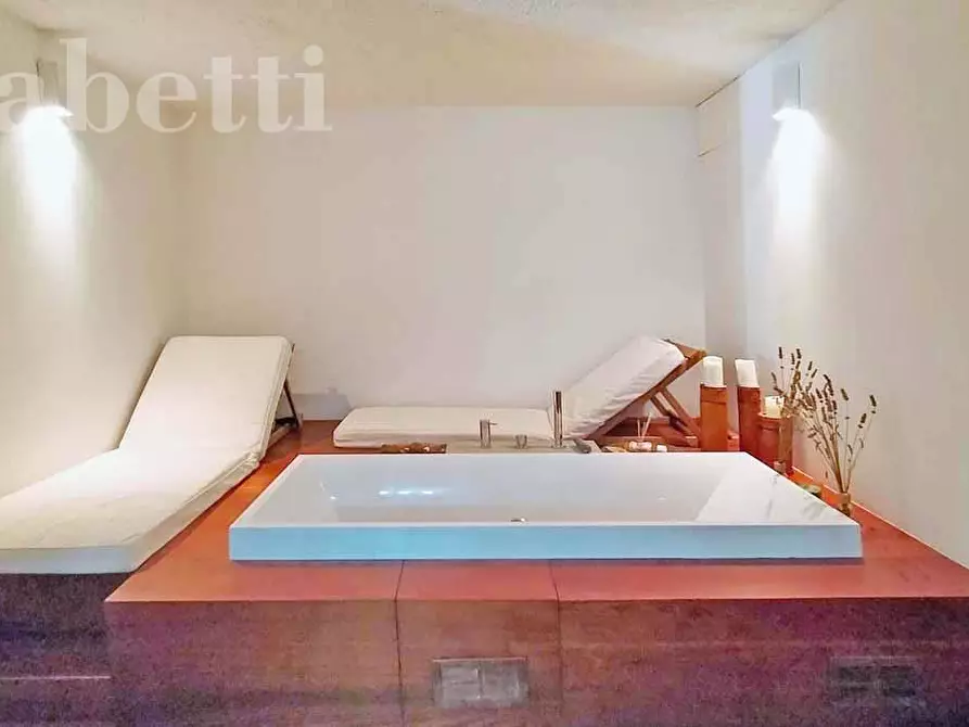 Immagine 29 di Villa in vendita  in Strada DEL GIARDINO, 185 a Senigallia