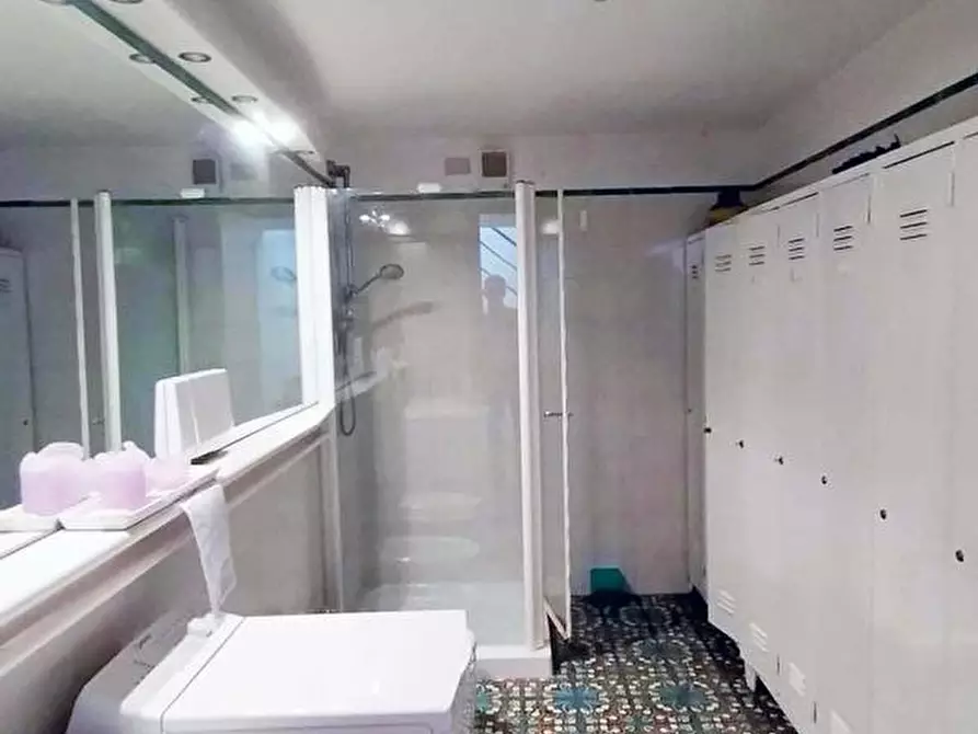 Immagine 25 di Villa in vendita  in Strada DEL GIARDINO, 185 a Senigallia
