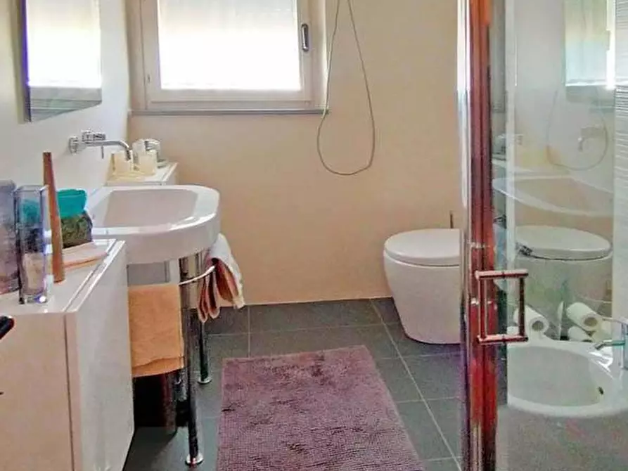 Immagine 18 di Villa in vendita  in Strada DEL GIARDINO, 185 a Senigallia