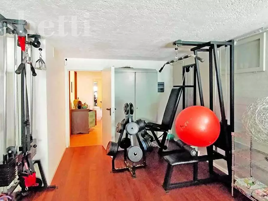 Immagine 28 di Villa in vendita  in Strada DEL GIARDINO, 185 a Senigallia