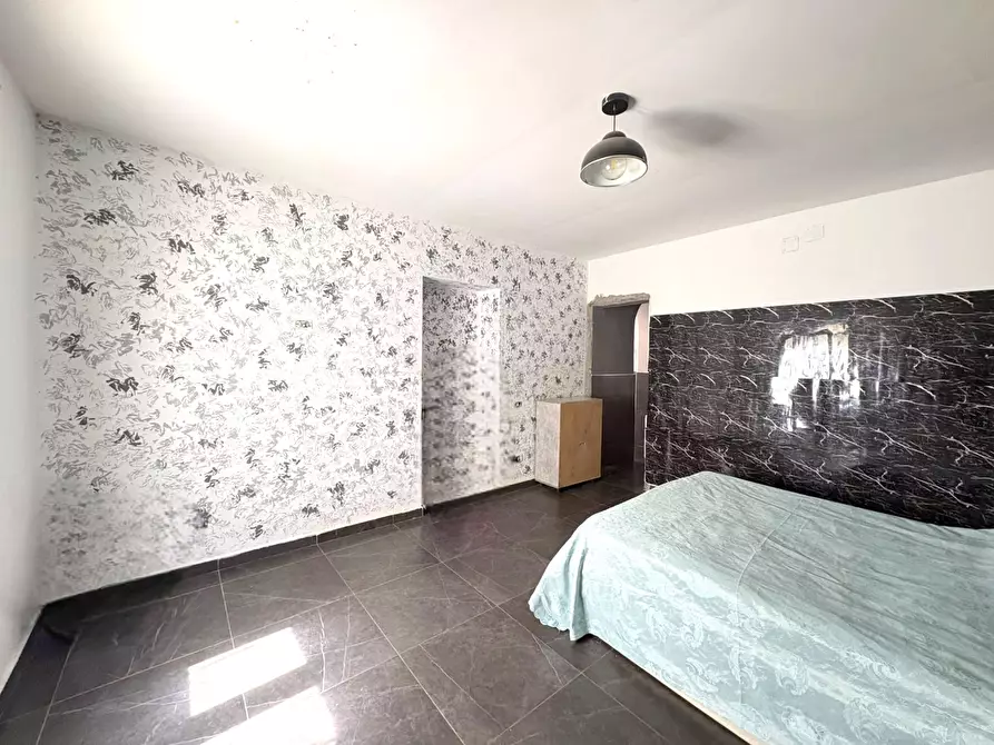 Immagine 11 di Appartamento in vendita  in Via santa maria ai monti a Napoli