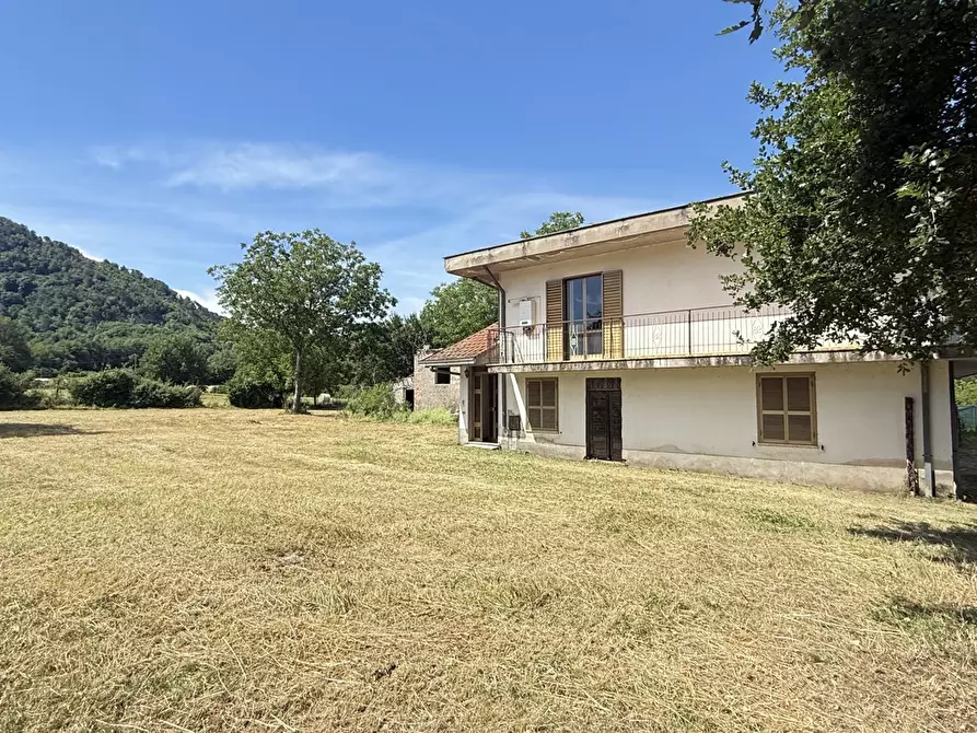 Immagine 1 di Casa indipendente in vendita  in Via Campo le Fraschette, snc a Alatri