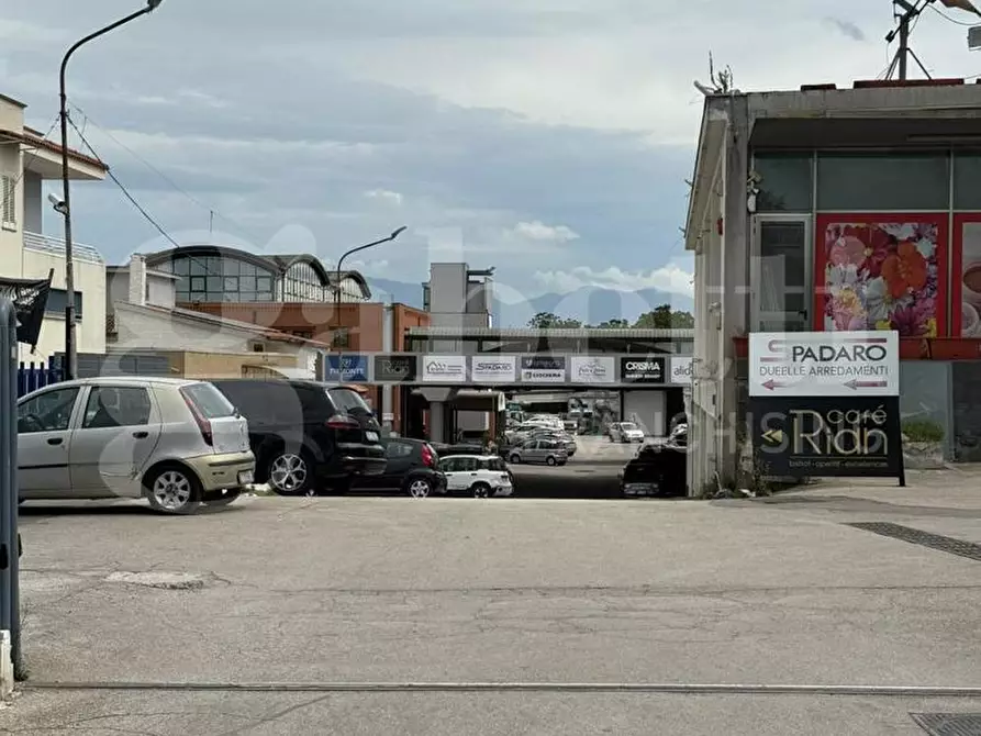 Immagine 4 di Attività commerciale in vendita  in Via Romani, snc a Sant'anastasia