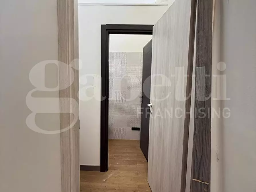 Immagine 10 di Attività commerciale in vendita  in Via Romani, snc a Sant'anastasia