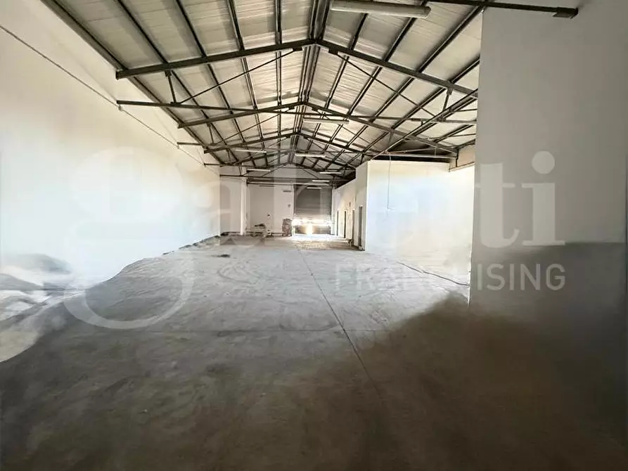 Immagine 7 di Attività commerciale in vendita  in Via Romani, snc a Sant'anastasia
