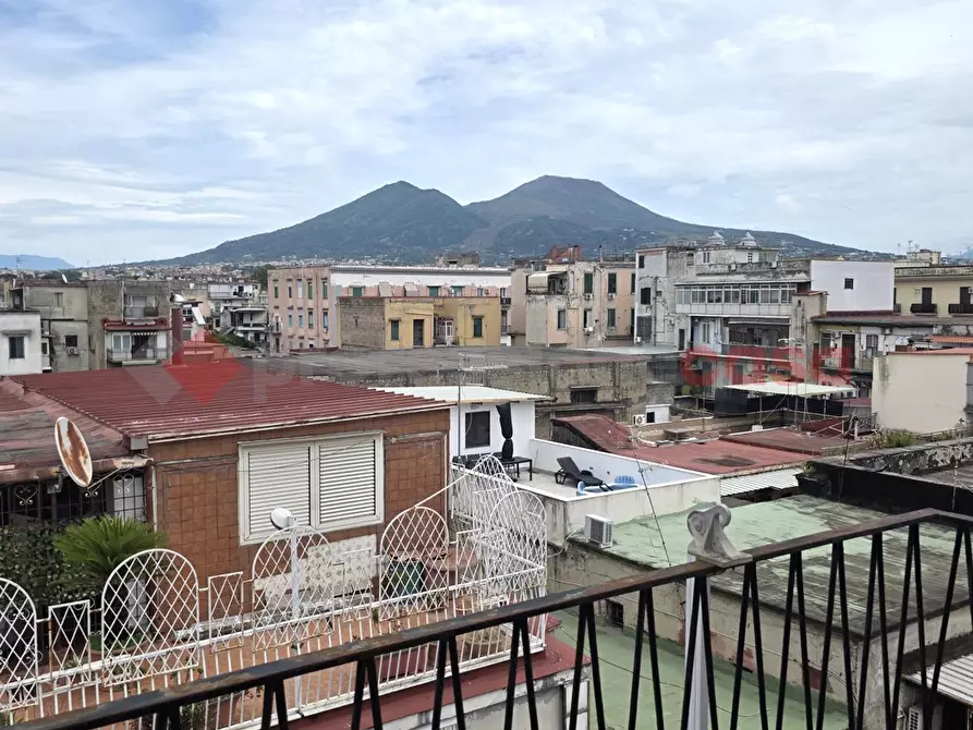 Immagine 2 di Appartamento in vendita  in Via Alberto Marghieri, 25 a Napoli