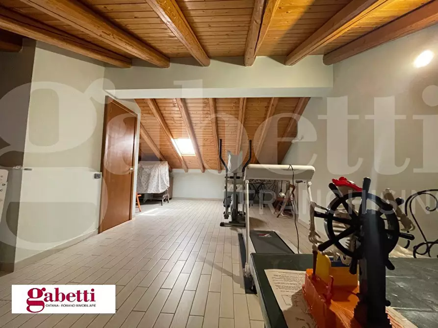 Immagine 21 di Villa in vendita  in Via Madonna dell'Indirizzo, 62 a Trecastagni