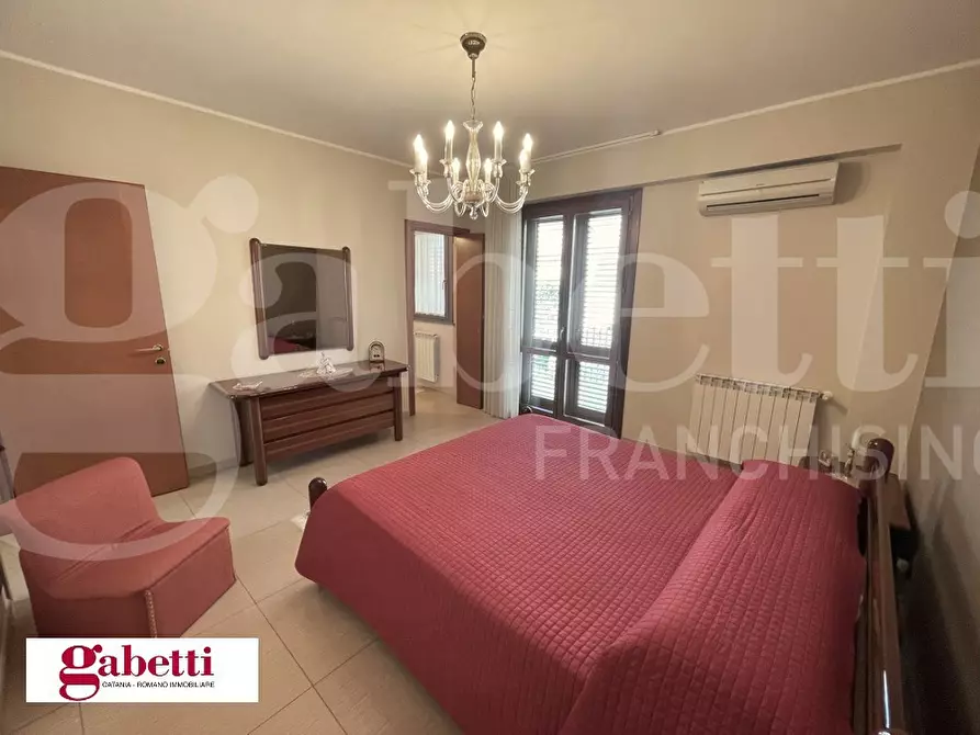 Immagine 22 di Villa in vendita  in Via Madonna dell'Indirizzo, 62 a Trecastagni