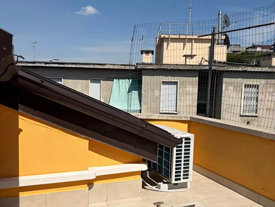 Immagine 7 di Appartamento in affitto  in Via Luchino del Maino a Milano