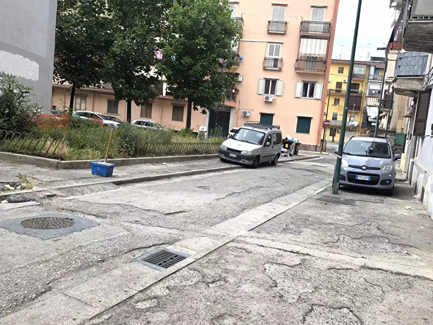Immagine 2 di Appartamento in vendita  in Via Maiori, 7 a Napoli