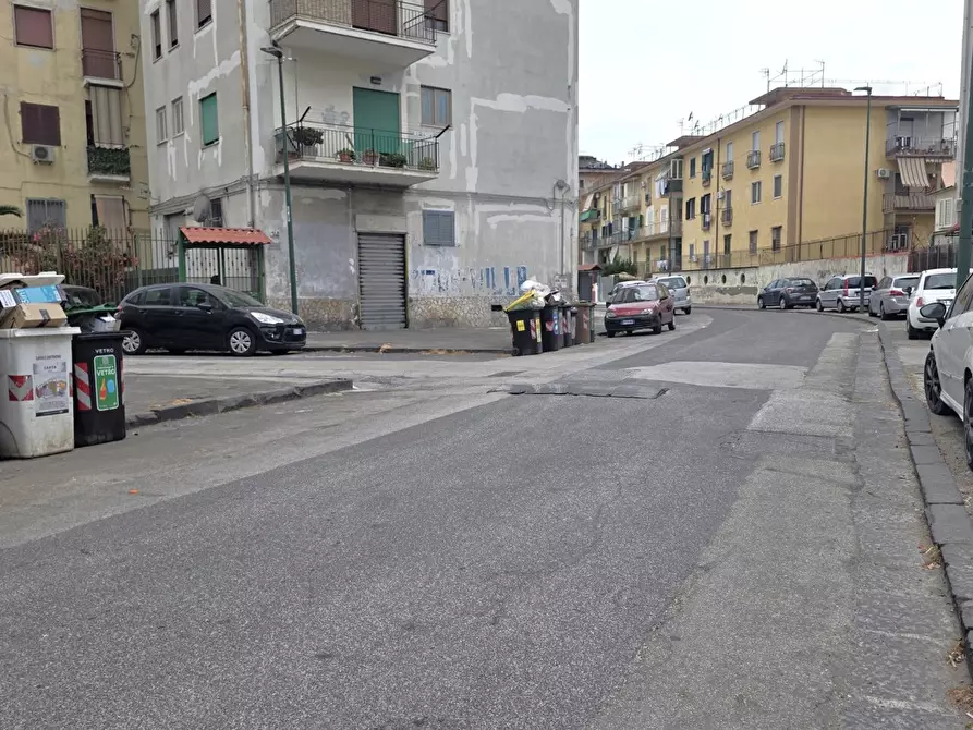 Immagine 40 di Appartamento in vendita  in Via Maiori, 7 a Napoli