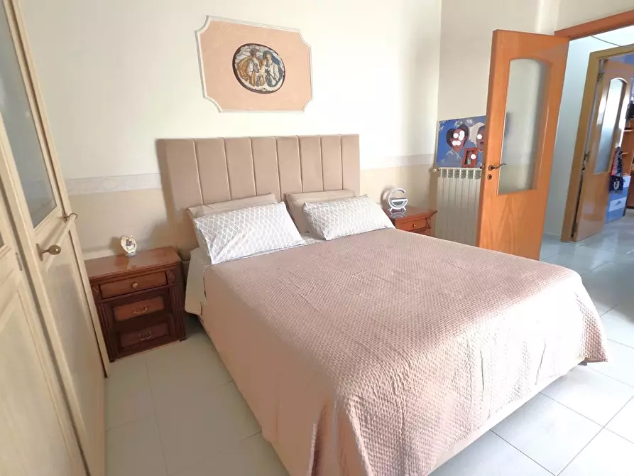 Immagine 22 di Appartamento in vendita  in Via Maiori, 7 a Napoli