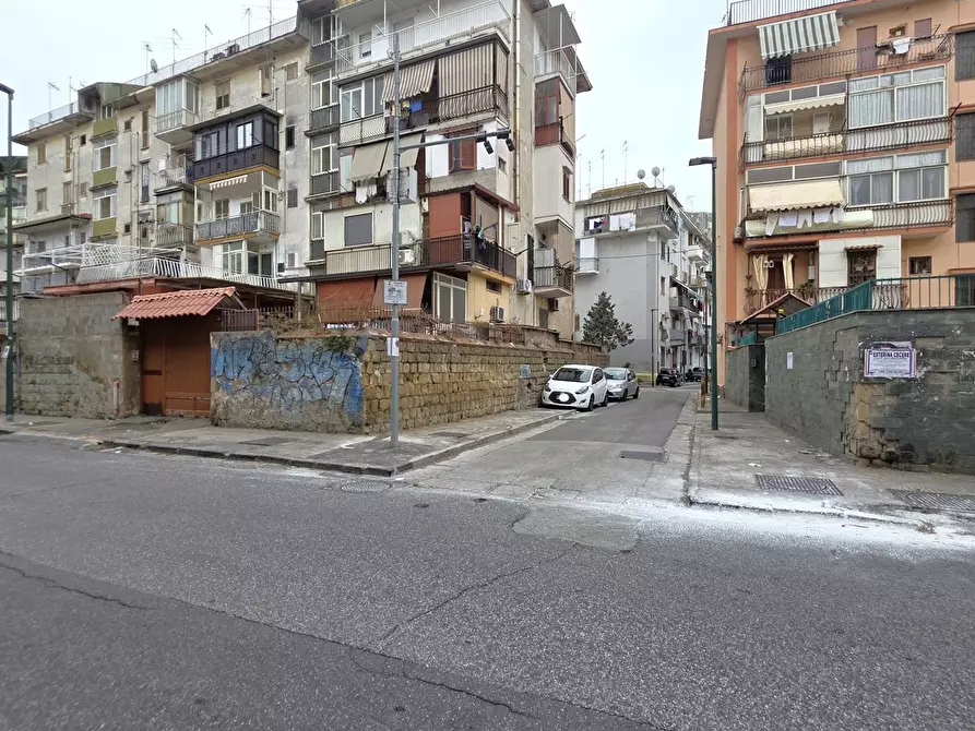Immagine 1 di Appartamento in vendita  in Via Maiori, 7 a Napoli