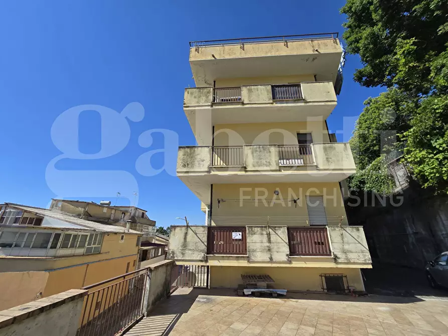 Immagine 3 di Appartamento in vendita  in Via dei Bruzi, 2 a Pentone