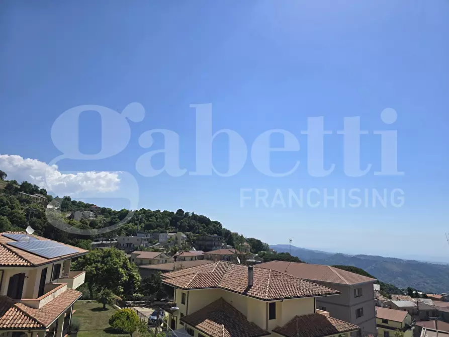 Immagine 32 di Appartamento in vendita  in Via dei Bruzi, 2 a Pentone