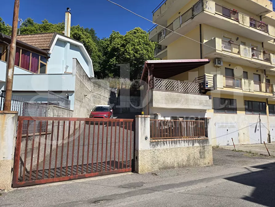 Immagine 5 di Appartamento in vendita  in Via dei Bruzi, 2 a Pentone