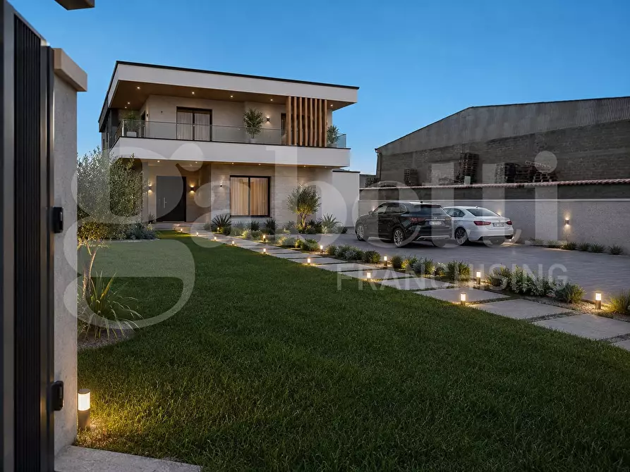 Immagine 6 di Terreno residenziale in vendita  in Via Marra, snc a Capua