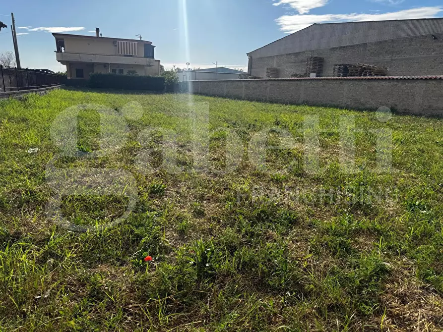 Immagine 1 di Terreno residenziale in vendita  in Via Marra, snc a Capua