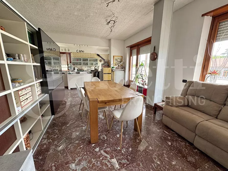 Immagine 2 di Casa indipendente in vendita  in Via Collegno a Alpignano
