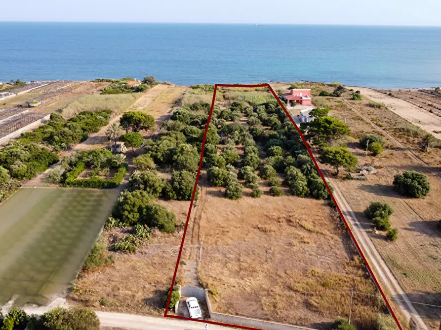 Immagine 4 di Terreno agricolo in vendita  in Contrada Guardiani, . a Portopalo Di Capo Passero
