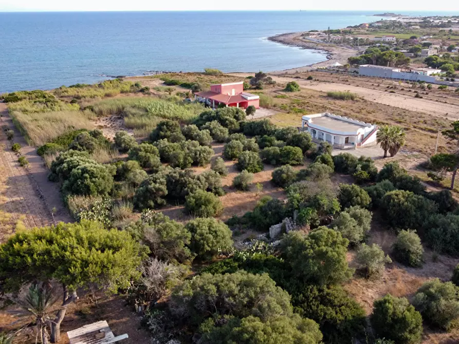 Immagine 11 di Terreno agricolo in vendita  in Contrada Guardiani, . a Portopalo Di Capo Passero