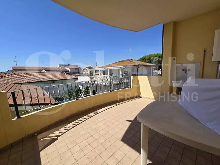 Immagine 4 di Appartamento in vendita  in Via Edmondo de Amicis, 14-16 a Tortoreto